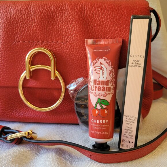 Vince Camuto Bundle - Picture 2 of 5